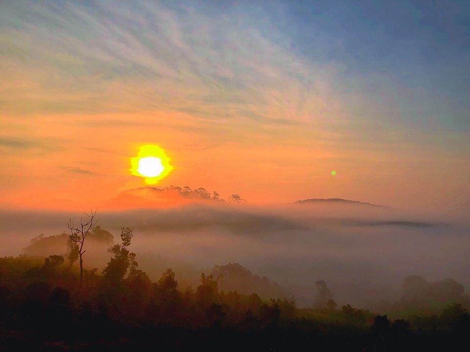 Cảnh Măng Đen hoàng hôn