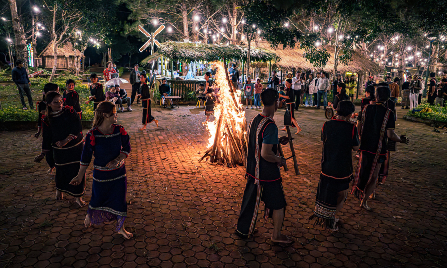 Cồng chiêng Măng Đen